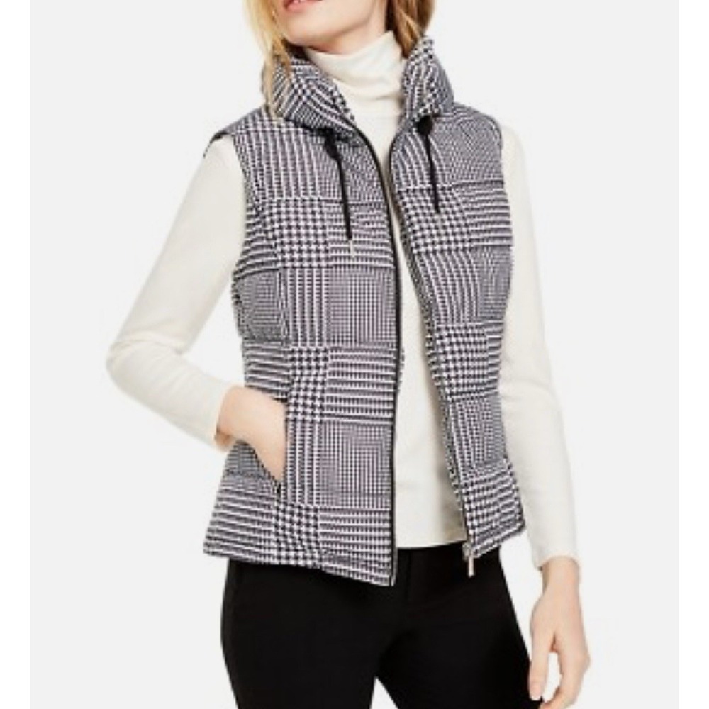 Calvin Klein Plaid Printed Puffer Vest - Women's Outerwear Size Medium ❤️‎